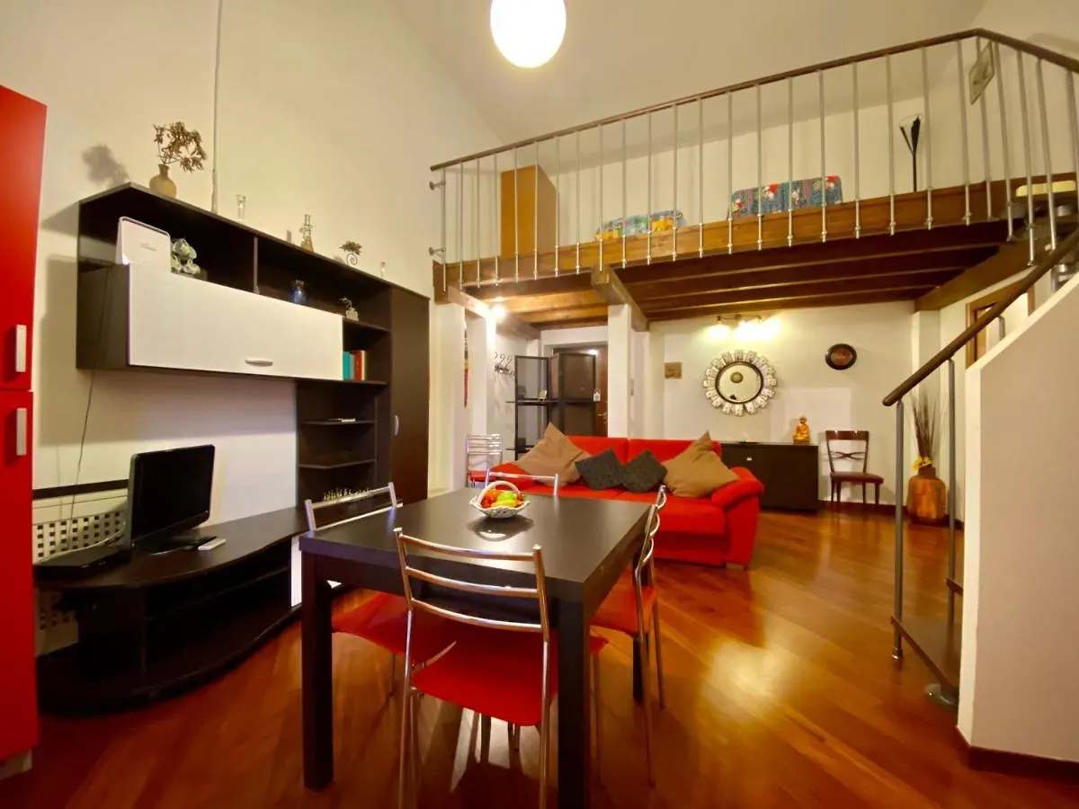 Elegante Appartamento In Centro Palerme Appartement