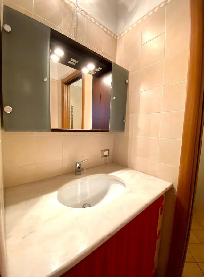 Elegante Appartamento In Centro Palermo Apartament